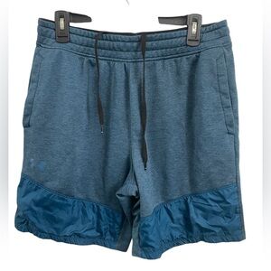 Under Armour Shorts Loose Fit Fleece Lined Stretch Soft Gym Running Sz(LG)